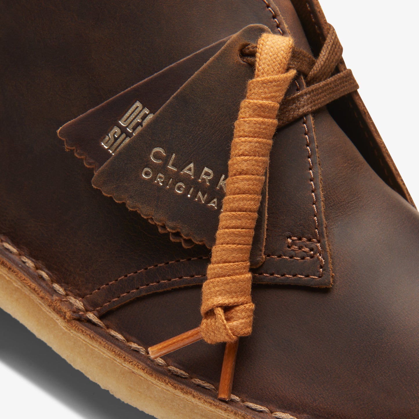 Clarks Womens Desert Boot Beeswax 26155523