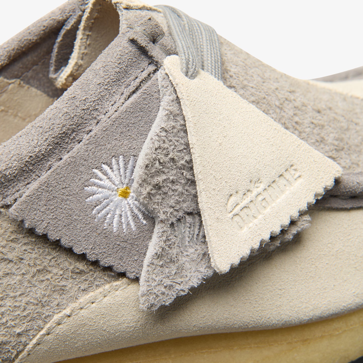 Clarks Mens Wallabee Grey Off White 26176525