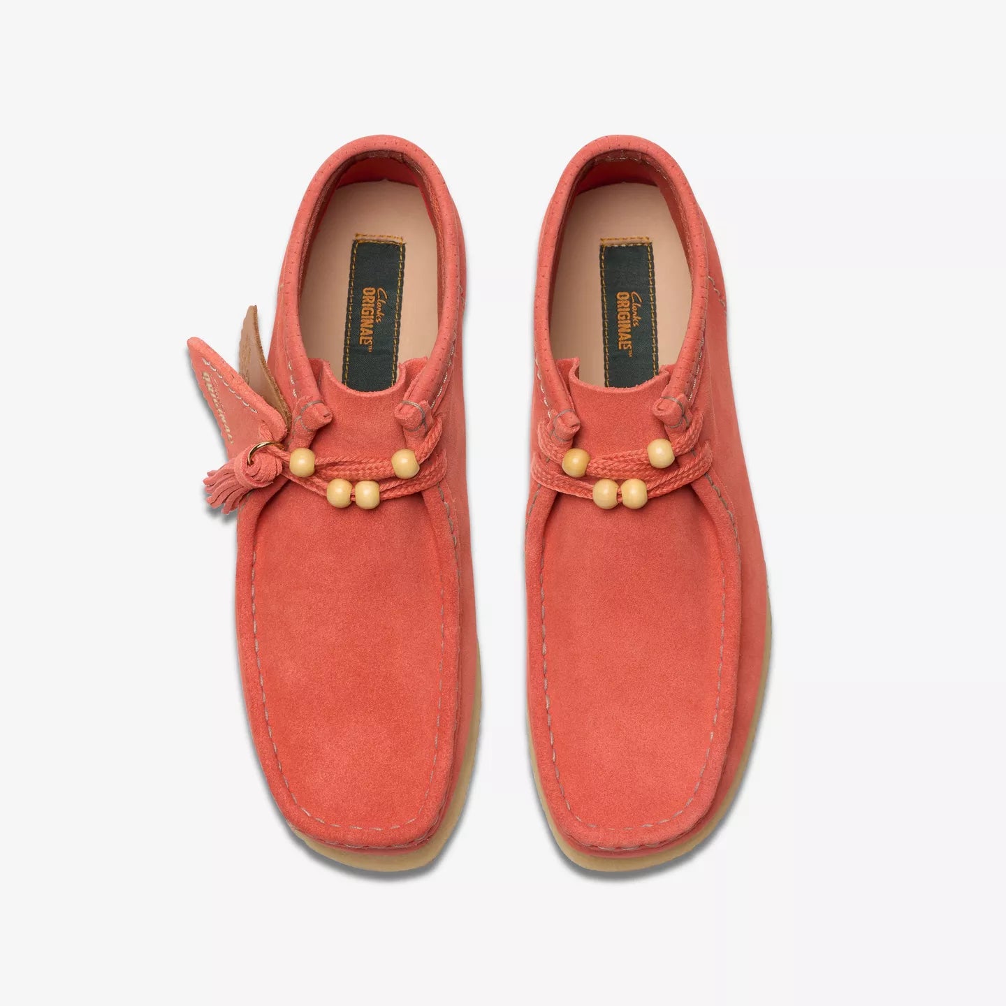 Clarks Wallabee Boot Coral Suede 26181112