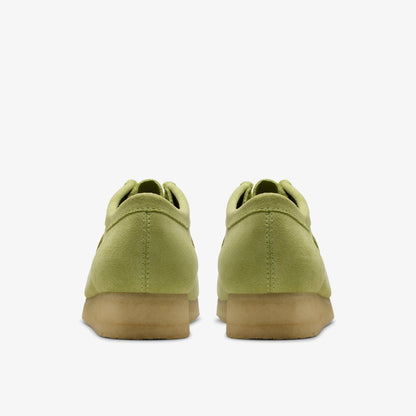 Clarks Mens Wallabee Pale Lime Suede 26175855