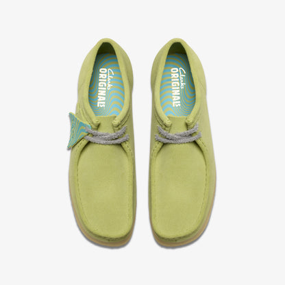 Clarks Mens Wallabee Pale Lime Suede 26175855