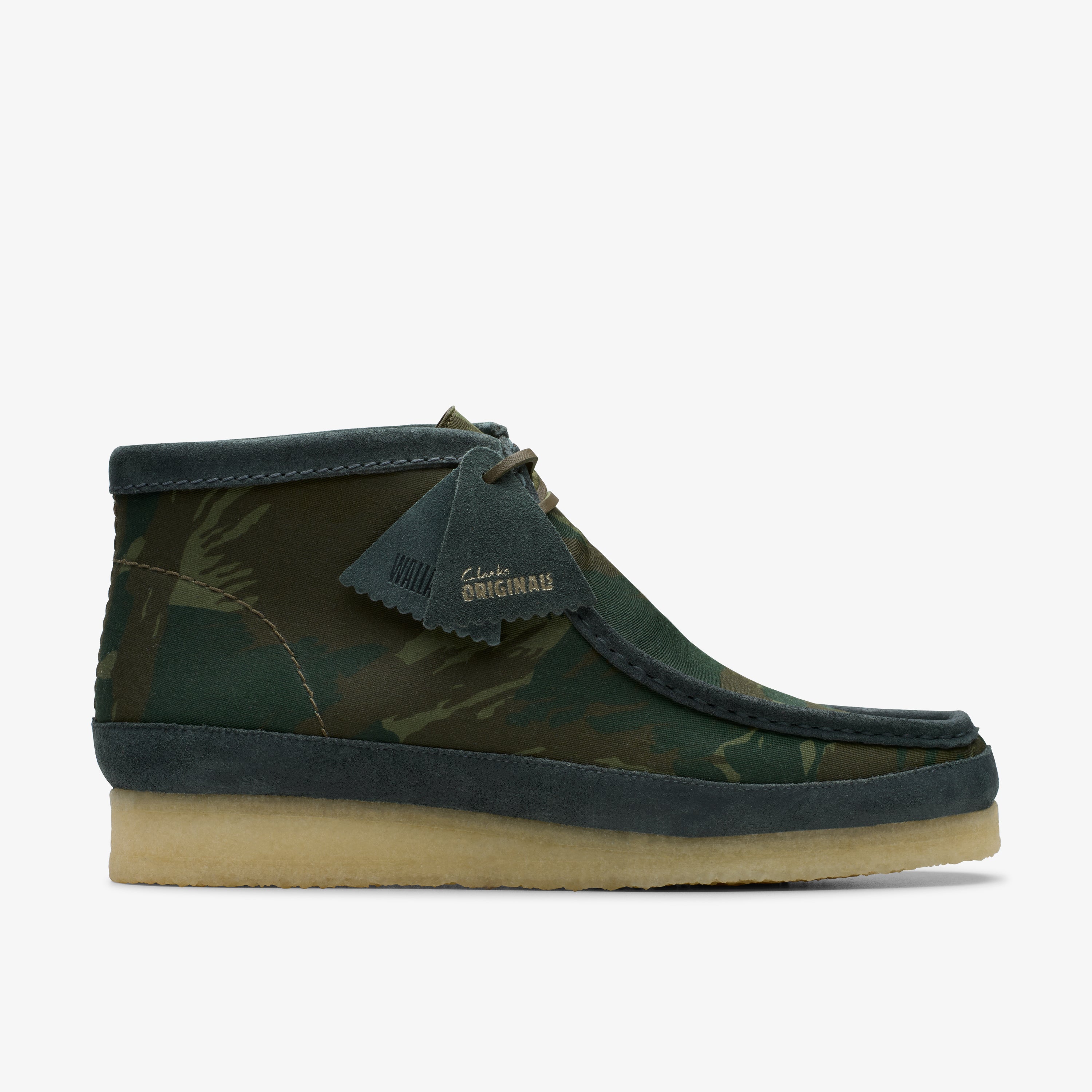 Clarks Mens Wallabee Boot Green Camouflage 26177769 – Lola's Shoes
